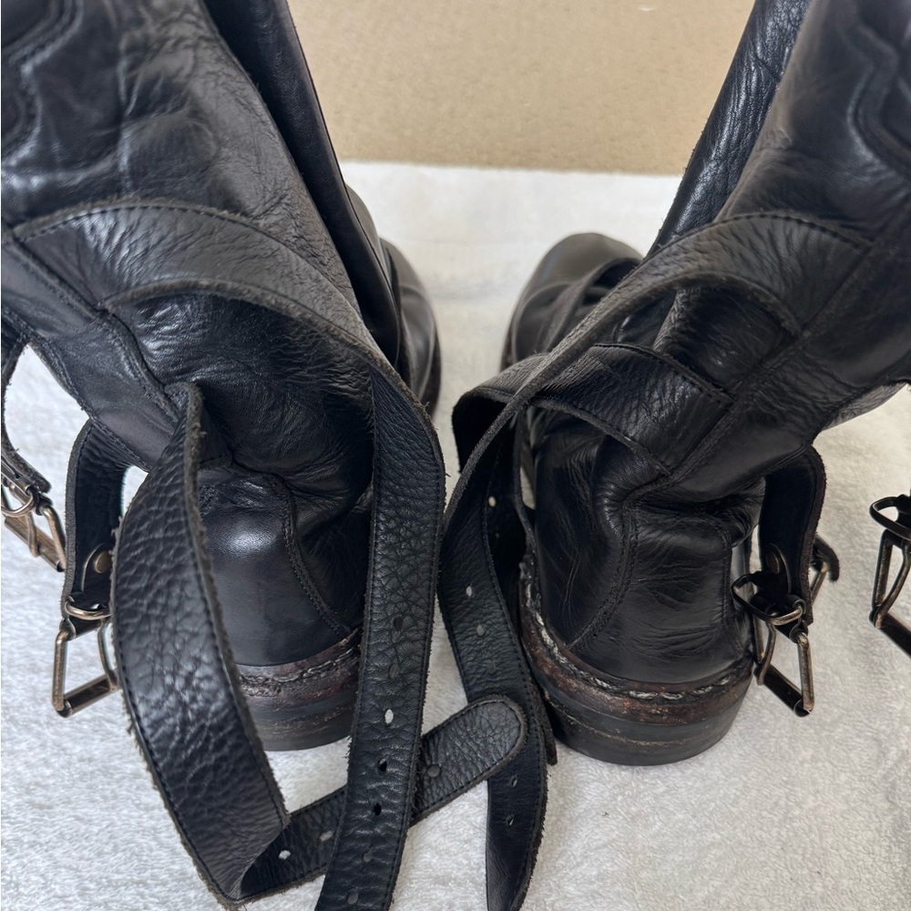 Burberry Black Combat Moto Boots with Leather Finish - Picture 2 of 4